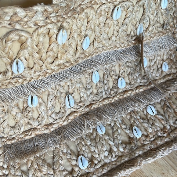 Salt + Umber Isla Jute Seashell tote - Picture 12 of 13